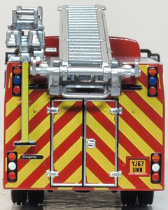 Rear view of the Volvo FL pump ladder model showing chevron markings and rear locker
